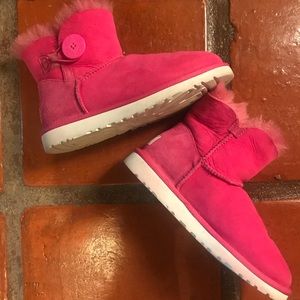 Pink Ugg’s